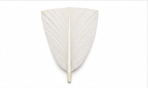 Illustration of a large-square shuttlecock feather shape